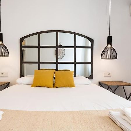Super Central Malaga Flat With Terrace And Free Parking Экстерьер фото