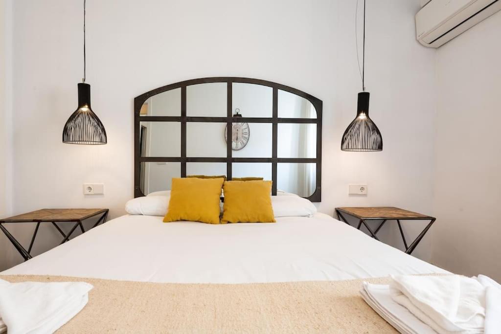 Super Central Malaga Flat With Terrace And Free Parking Экстерьер фото