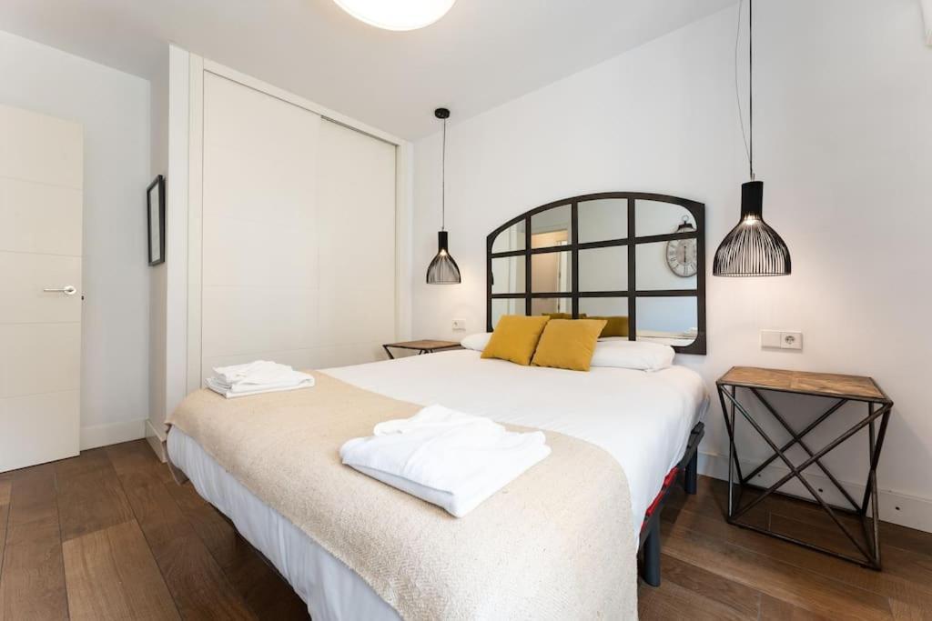 Super Central Malaga Flat With Terrace And Free Parking Экстерьер фото
