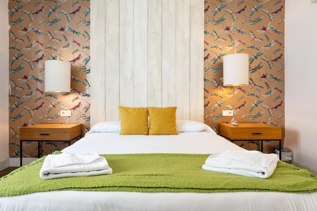 Super Central Malaga Flat With Terrace And Free Parking Экстерьер фото