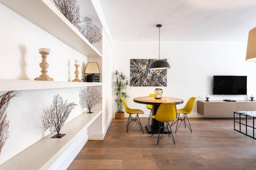 Super Central Malaga Flat With Terrace And Free Parking Экстерьер фото